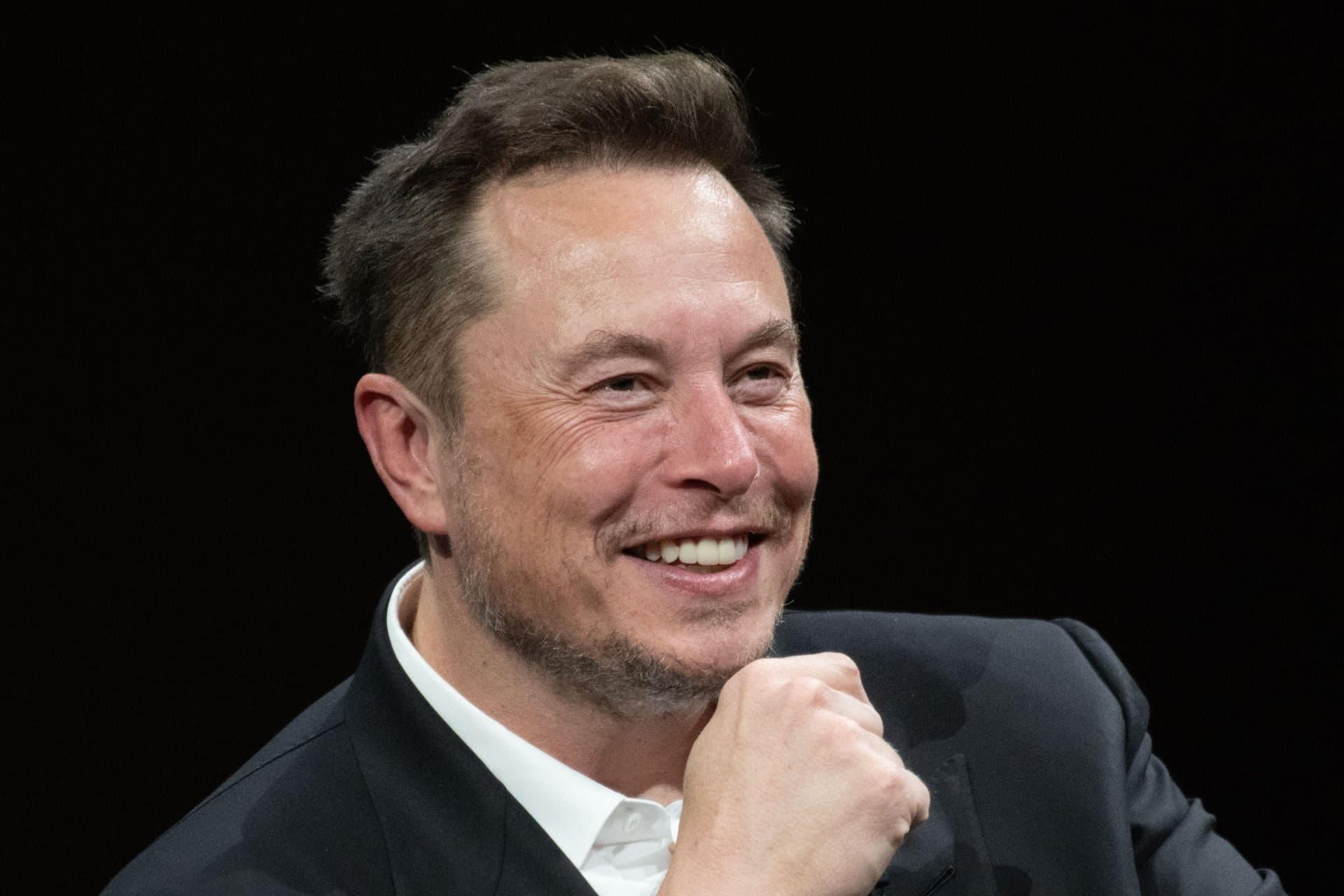 Baldur’s Gate 3 Creators Push Back on Musk’s “All-AI Game” — Here’s the Real Story