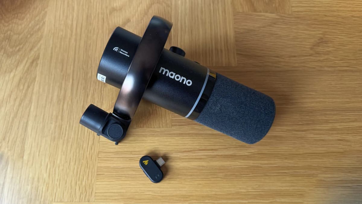 This cheap hybrid mic just made streaming setups a lot less expensive — and it’s timed perfectly