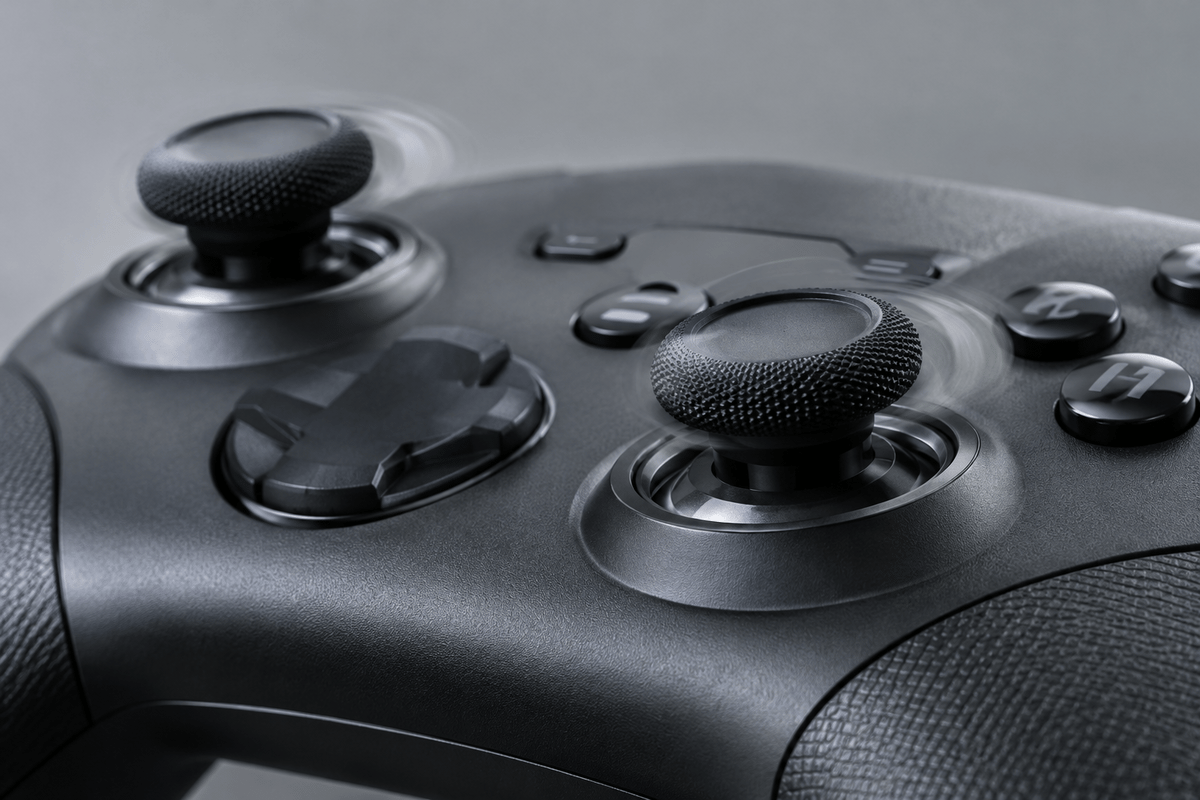 Razer Wolverine V4 Pro vs Tournament Edition: Launch and Specs