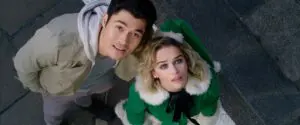 Henry Golding and Emilia Clarke in Last Christmas