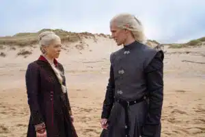 Emma D'Arcy and Matt Smith on-set in their roles as Princess Rhaenyra Targaryen and Prince Daemon Targaryen respectively.